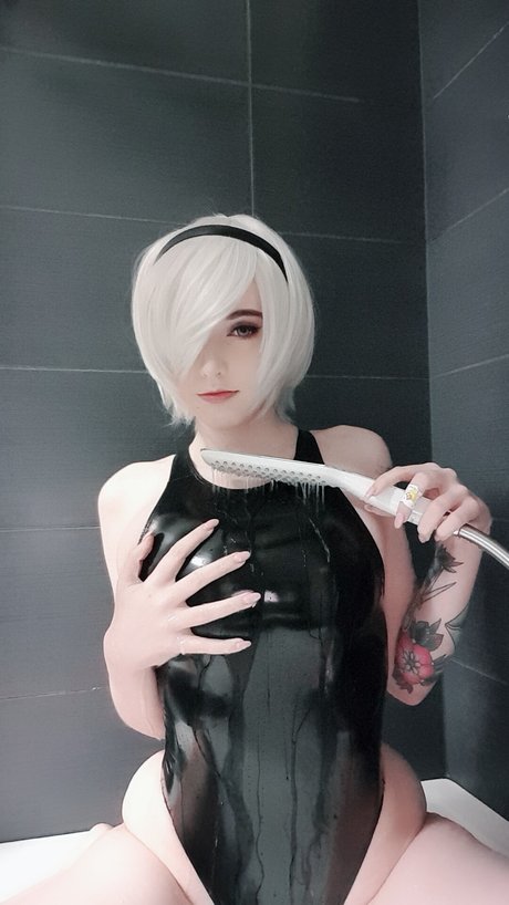 Enafox sexy model image