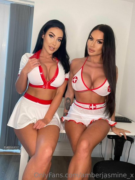 Amber Jasmine model hot pics