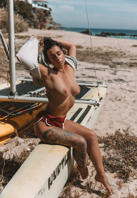 Reed Suicide model galleries