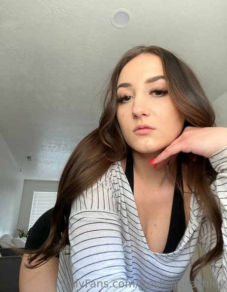 Ashley SEXT QUEEN_ art model images