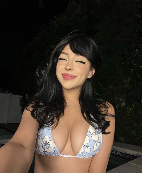 Mia Amador nude actress photo