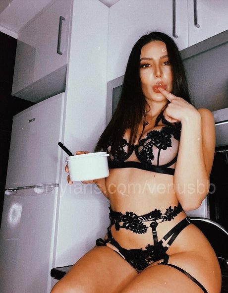 tranny onlyfans hot naked images