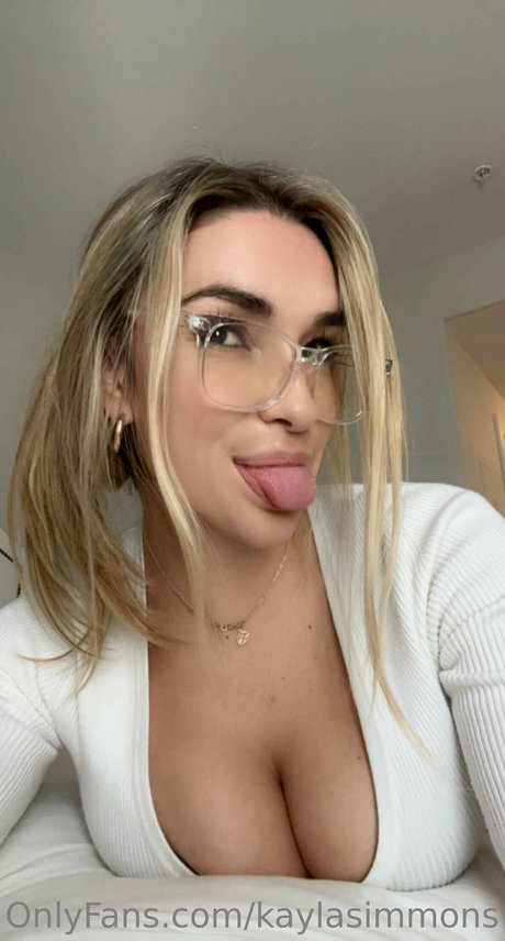 Kayla Simmons model porn image