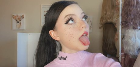 Strawbeariemilkk nudes pornstar picture