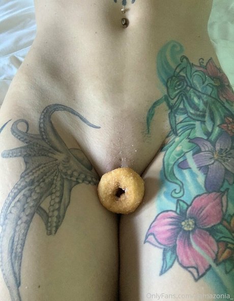 Damazonia_ star naked img