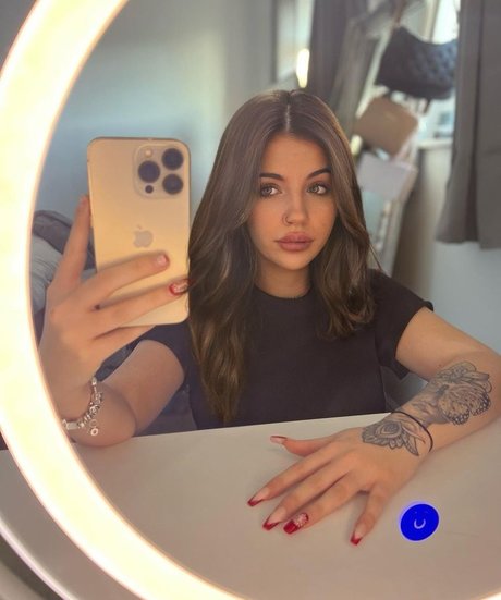 Megann22 Profile pic