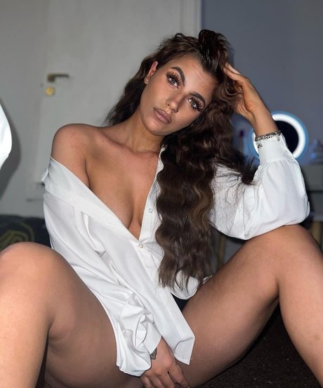 Megann22 pornstar nice gallery