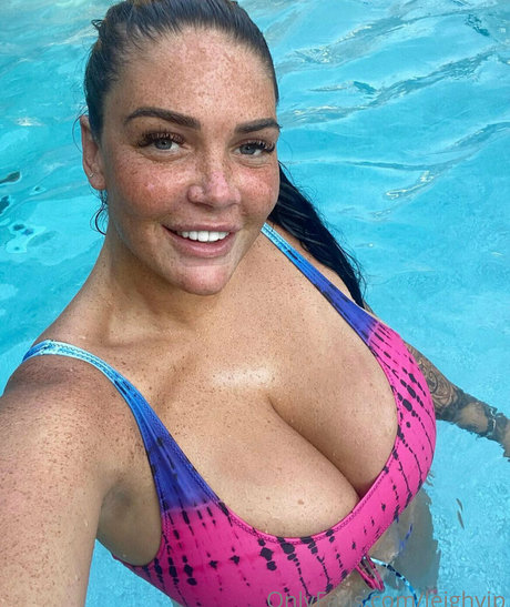 Emma Leigh hd model pictures