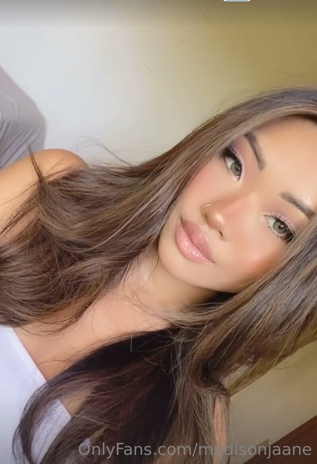 madison jane adult model image