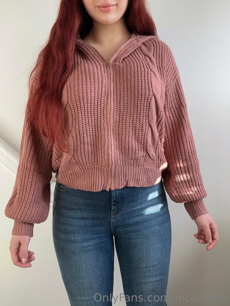 nicolebun naked model photos