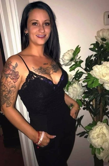 xomaryyeox model exclusive pictures