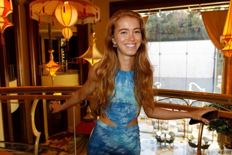 Zoey Luna model sex picture