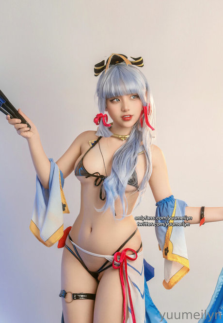 Linhi cute pornstar sexy photos