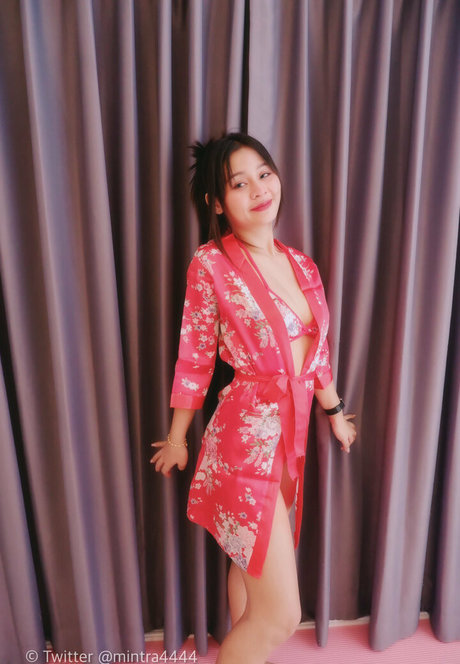 mintra4444 star erotic images