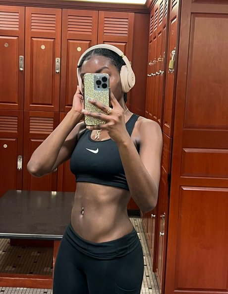 juiicyyyfruit hd actress images