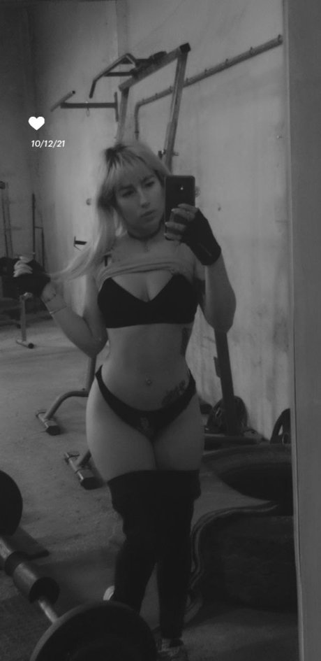 Livay D Punk model top photos