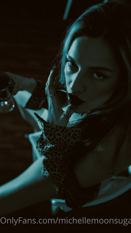 Ellie Land naked star photo