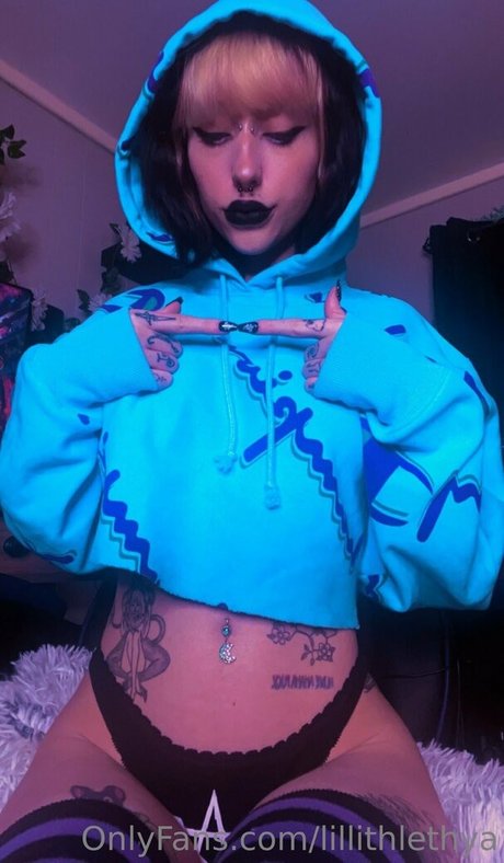 Stepsislillith porn model photo