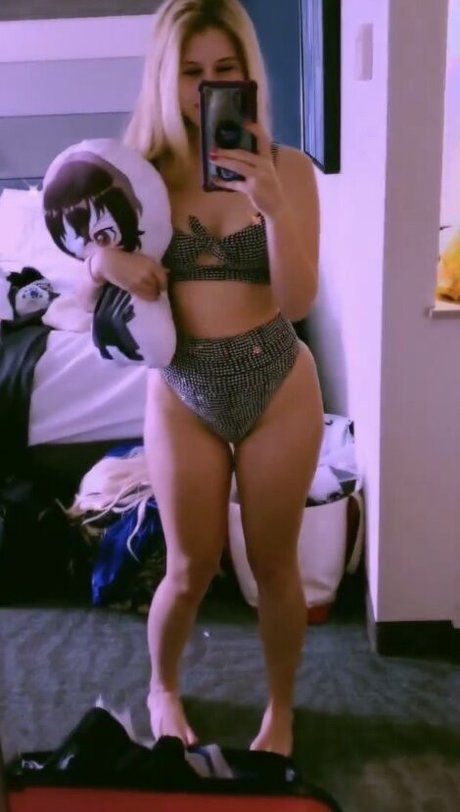 cloverarley beautiful model photos