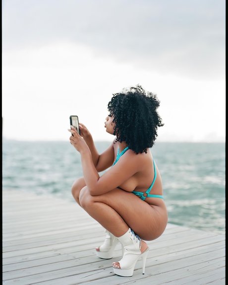 Kathryn Celestre star exclusive photo