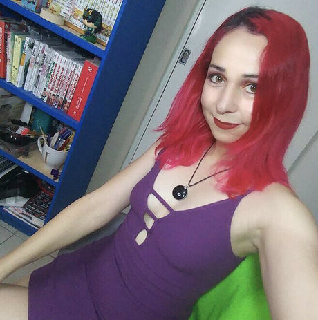 Litzia Moon star hot pictures