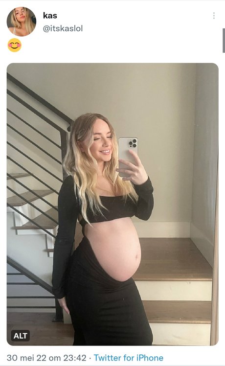 Skyiiah nude pornstar photos