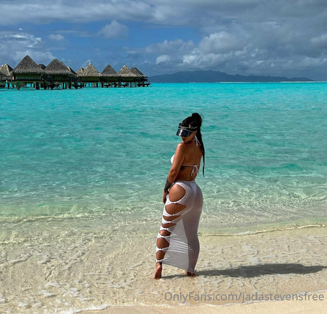 Jada Stevens top actress pic