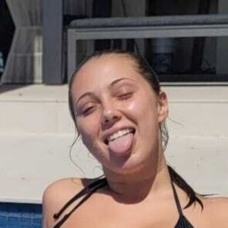 Jenna Sativa hot pornstar pictures