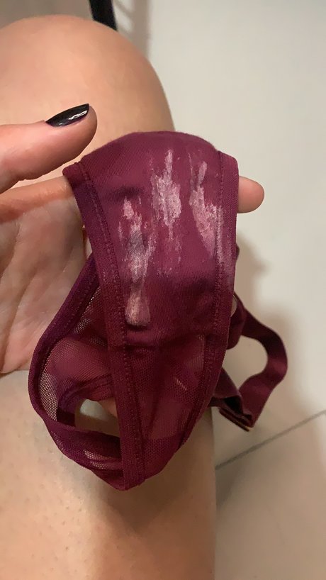 Holly Shit model xxx galleries