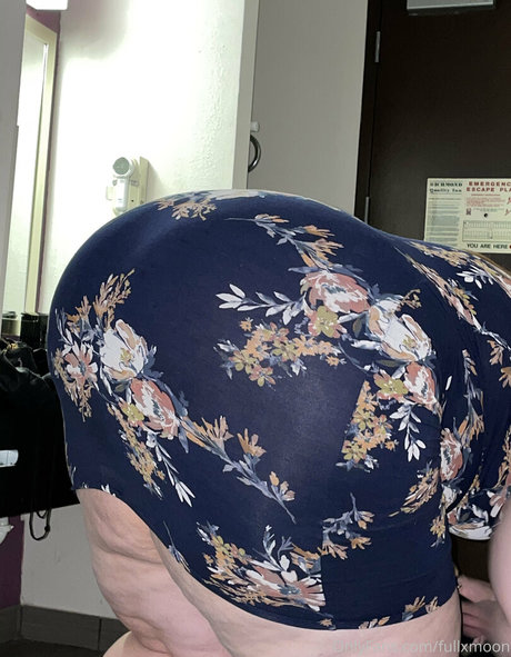 fullxmoon pretty model galleries