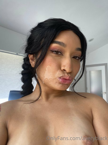 Avery black nude pornstar img