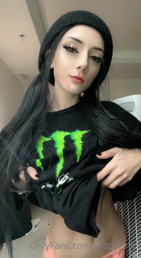 Witchkinks pretty star picture