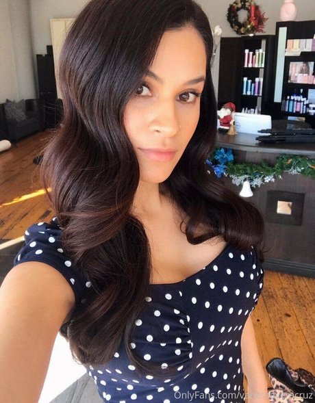 Vanessa Veracruz high quality actress photos