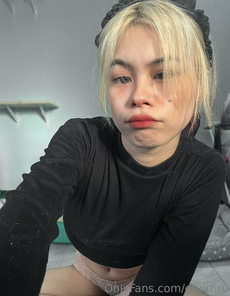 emiiziru hd pornstar photos