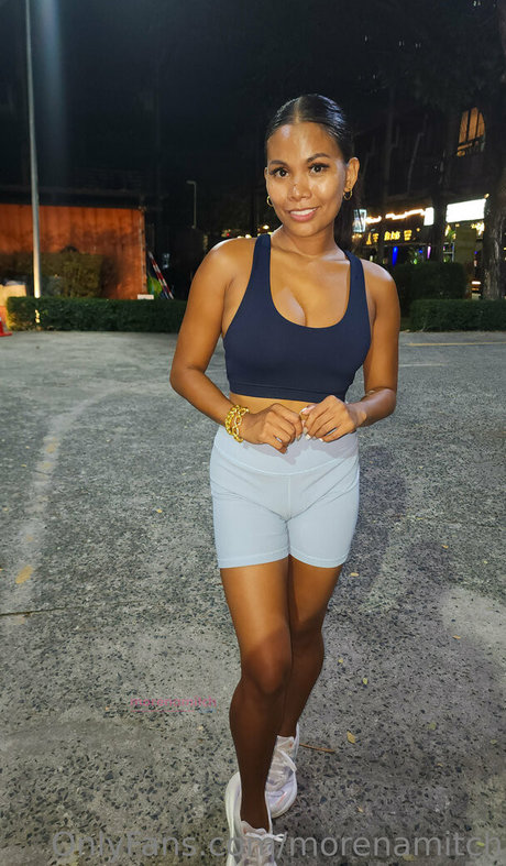 Morena Mitch model nude pic