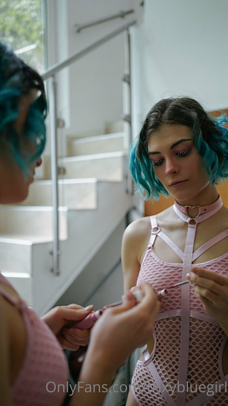 Trixy Blue sexy pornstar image