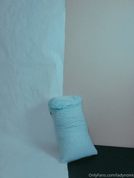 Mars Noire nudes star image