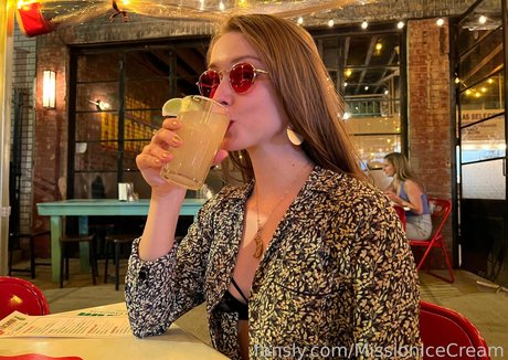 MissionIceCream exclusive star images