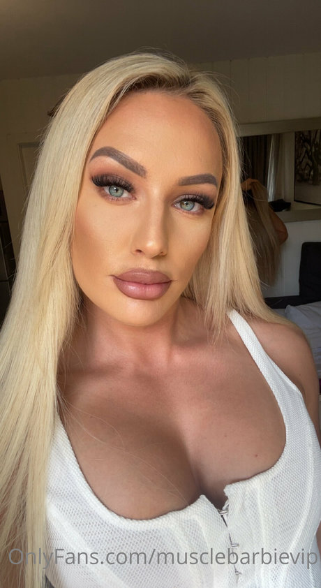 Muscle Barbie_ star erotic img