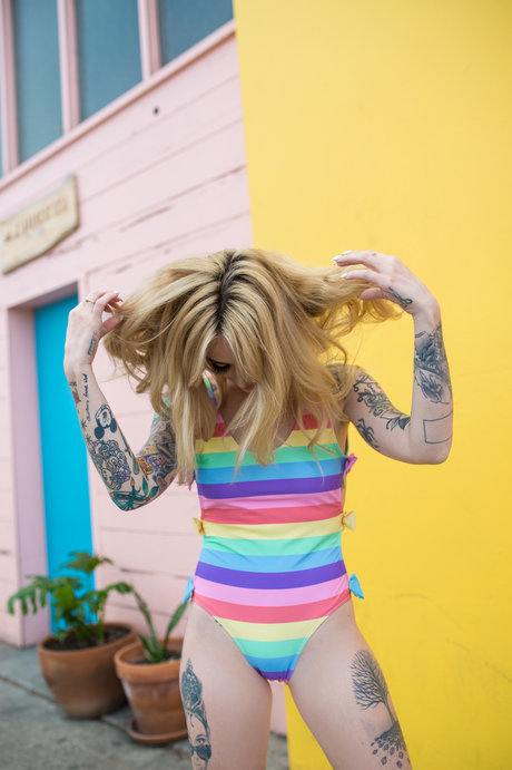 Alysha Nett model top images