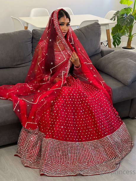 Yasmina Khan sex model galleries