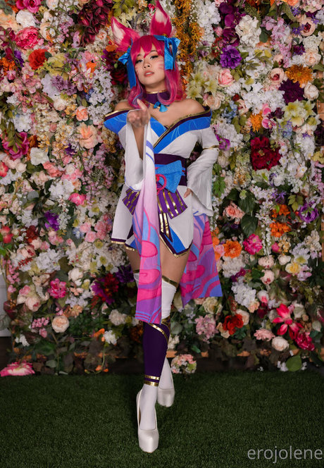 LiquidPyro nice actress pic