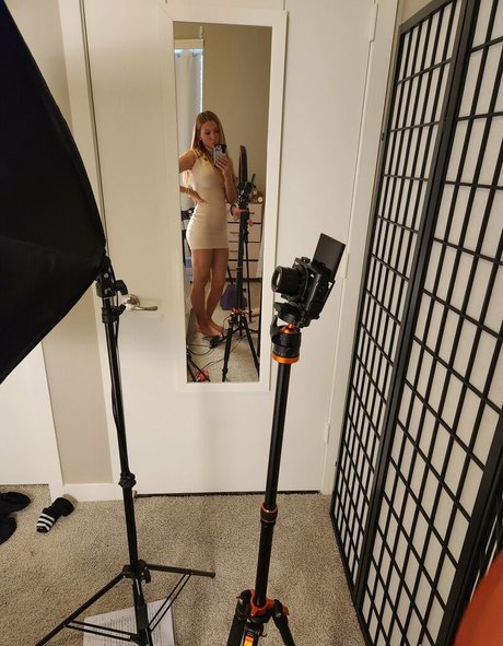 Mandy Madison sexy actress galleries