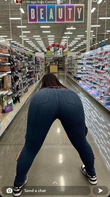 Regina Unite adult model picture