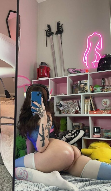 Ivyywaifuu pornstar hot archive