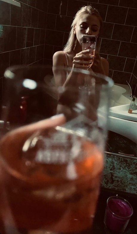 busya18plus Profile pic