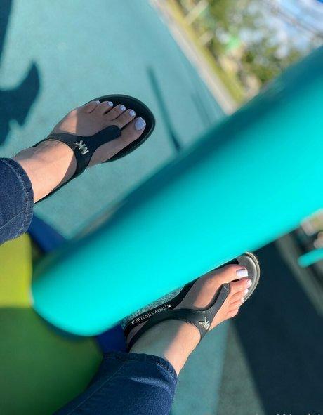 qweeniesw0rld pornstar adult photos