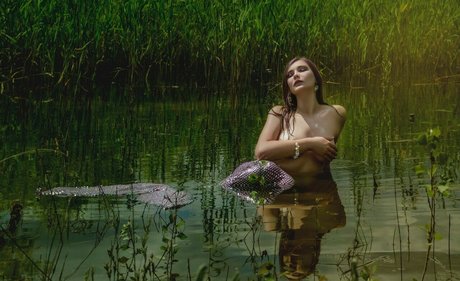 famous asian onlyfans beautiful photos