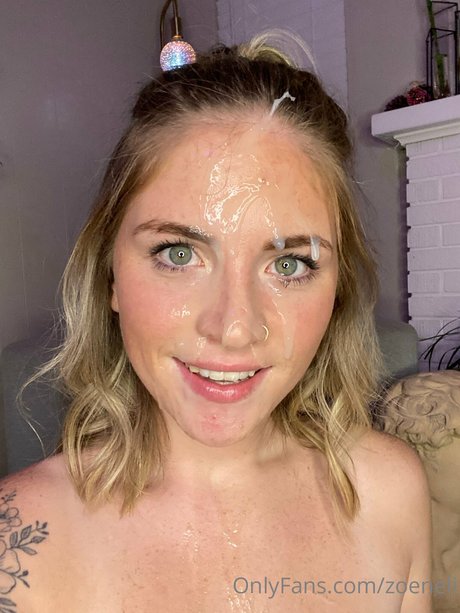 zoeneli star nude images