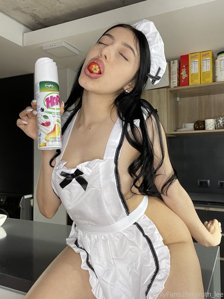 Ruth Lee model hd pictures